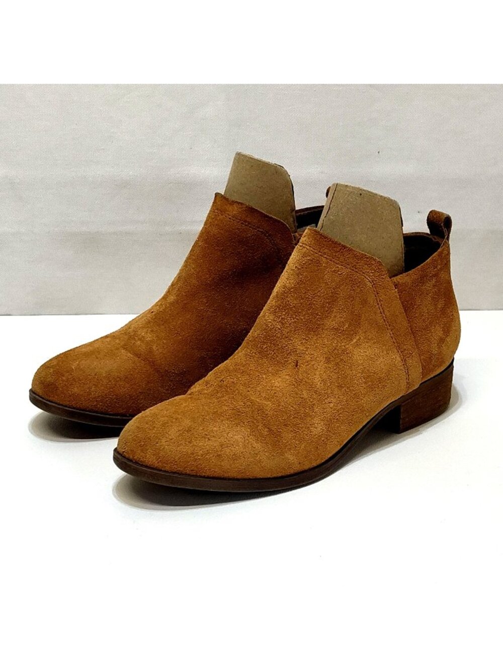 Toms Deia Side Zipper Suede Bootie Ankle Boot Block Heel Pull-On Style Women 7.5